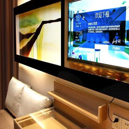 Lavande Hotel Zhuhai Gongbei Port Of Entry Εξωτερικό φωτογραφία